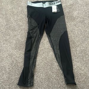 NWT Nike Pro Training Champagne Tights Black Sparkle Large